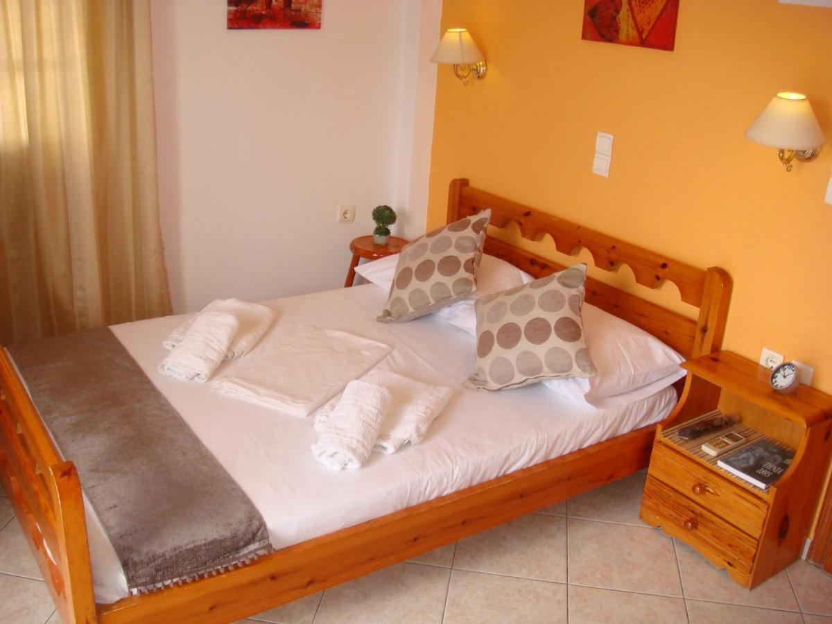 Tínos Boussetil Rooms Capanmat מראה חיצוני תמונה