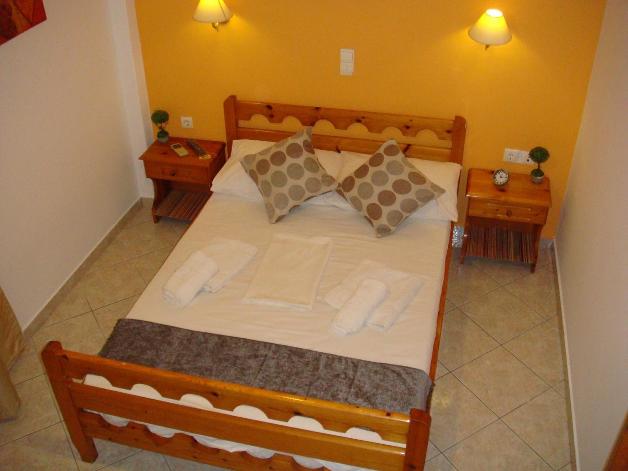 Tínos Boussetil Rooms Capanmat מראה חיצוני תמונה