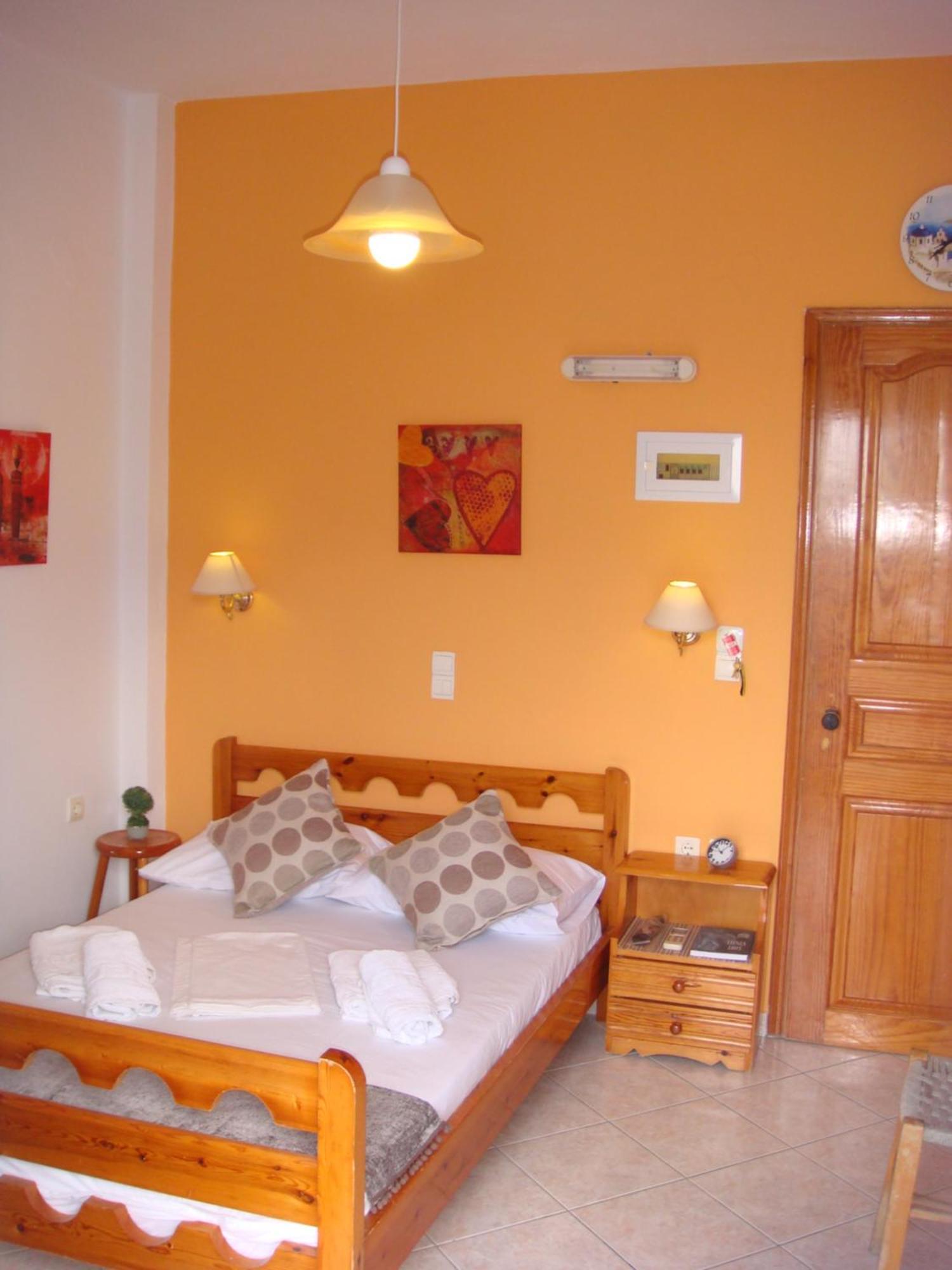 Tínos Boussetil Rooms Capanmat מראה חיצוני תמונה