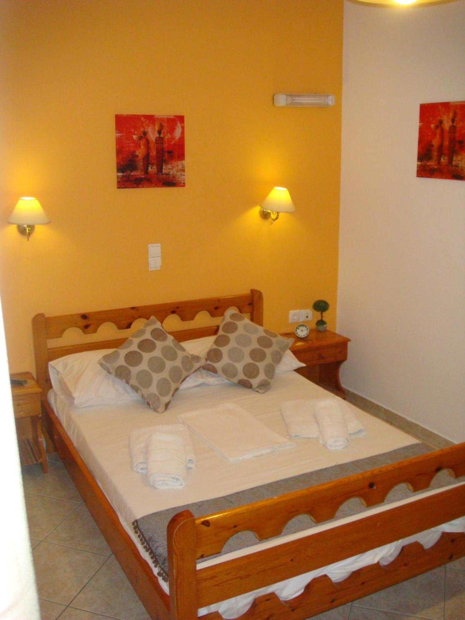 Tínos Boussetil Rooms Capanmat מראה חיצוני תמונה