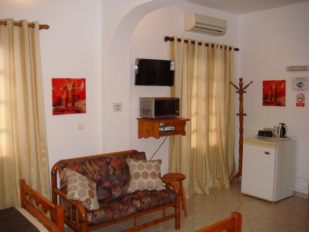 Tínos Boussetil Rooms Capanmat מראה חיצוני תמונה