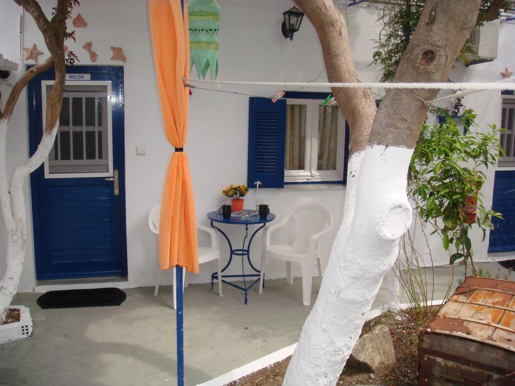 Tínos Boussetil Rooms Capanmat מראה חיצוני תמונה