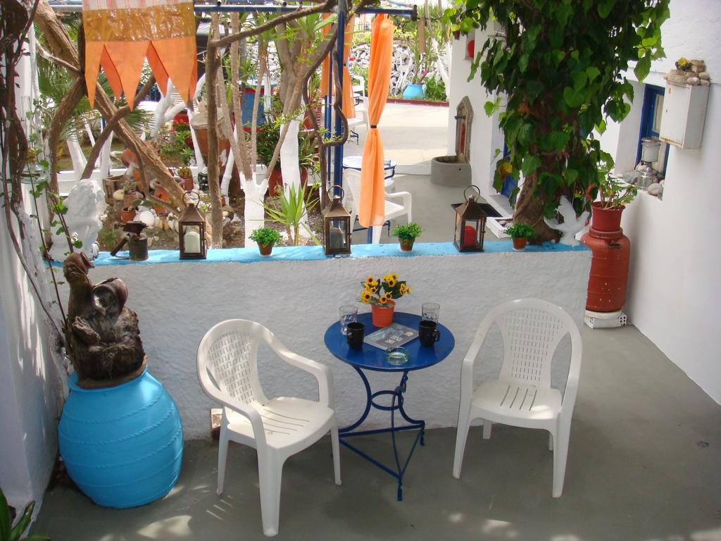 Tínos Boussetil Rooms Capanmat מראה חיצוני תמונה