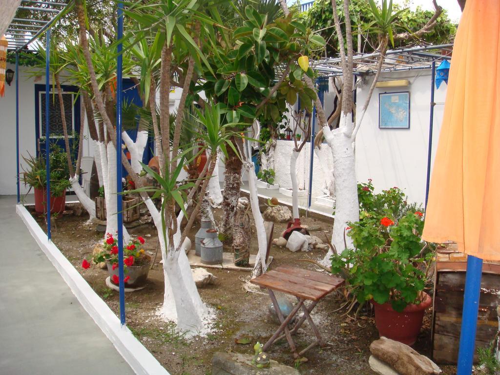 Tínos Boussetil Rooms Capanmat מראה חיצוני תמונה