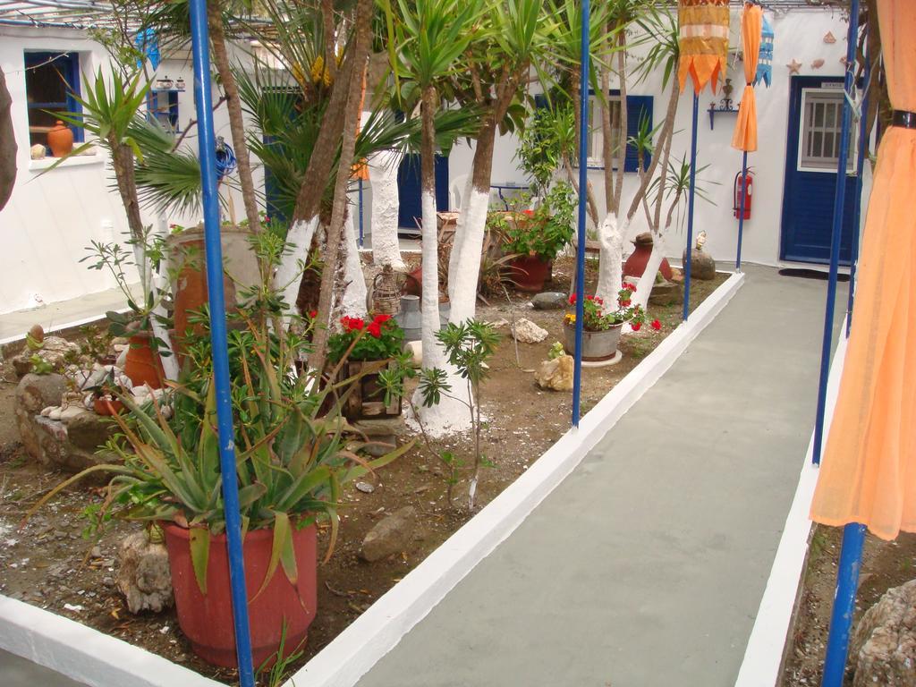 Tínos Boussetil Rooms Capanmat מראה חיצוני תמונה